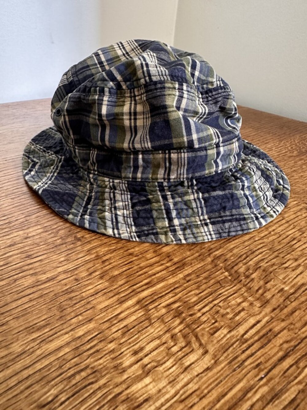GAP 100% COTTON MEN'S PLAID BUCKET HAT   SIZE M/L